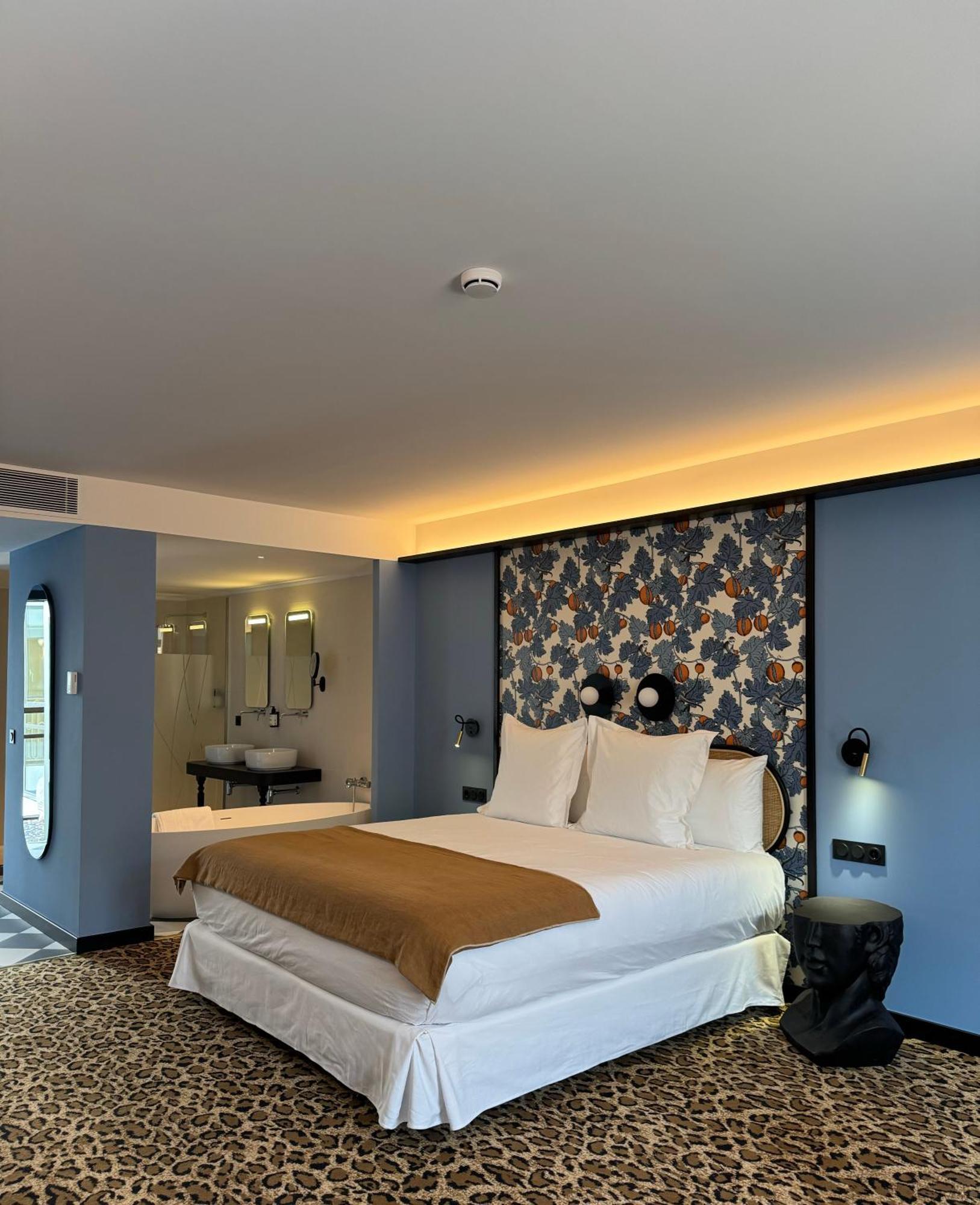 Hotel Divino & Apartments 피게레스 외부 사진