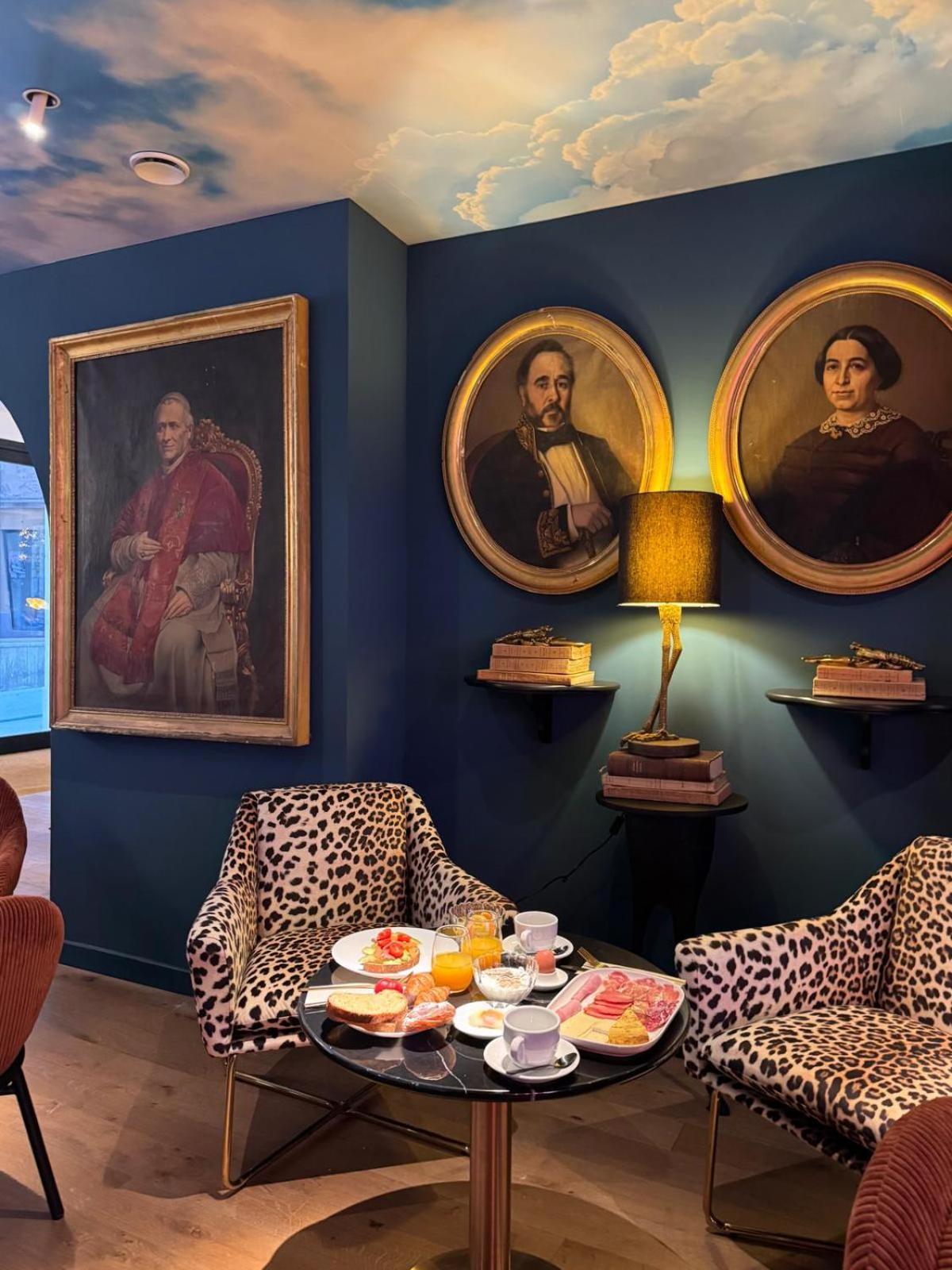 Hotel Divino & Apartments 피게레스 외부 사진