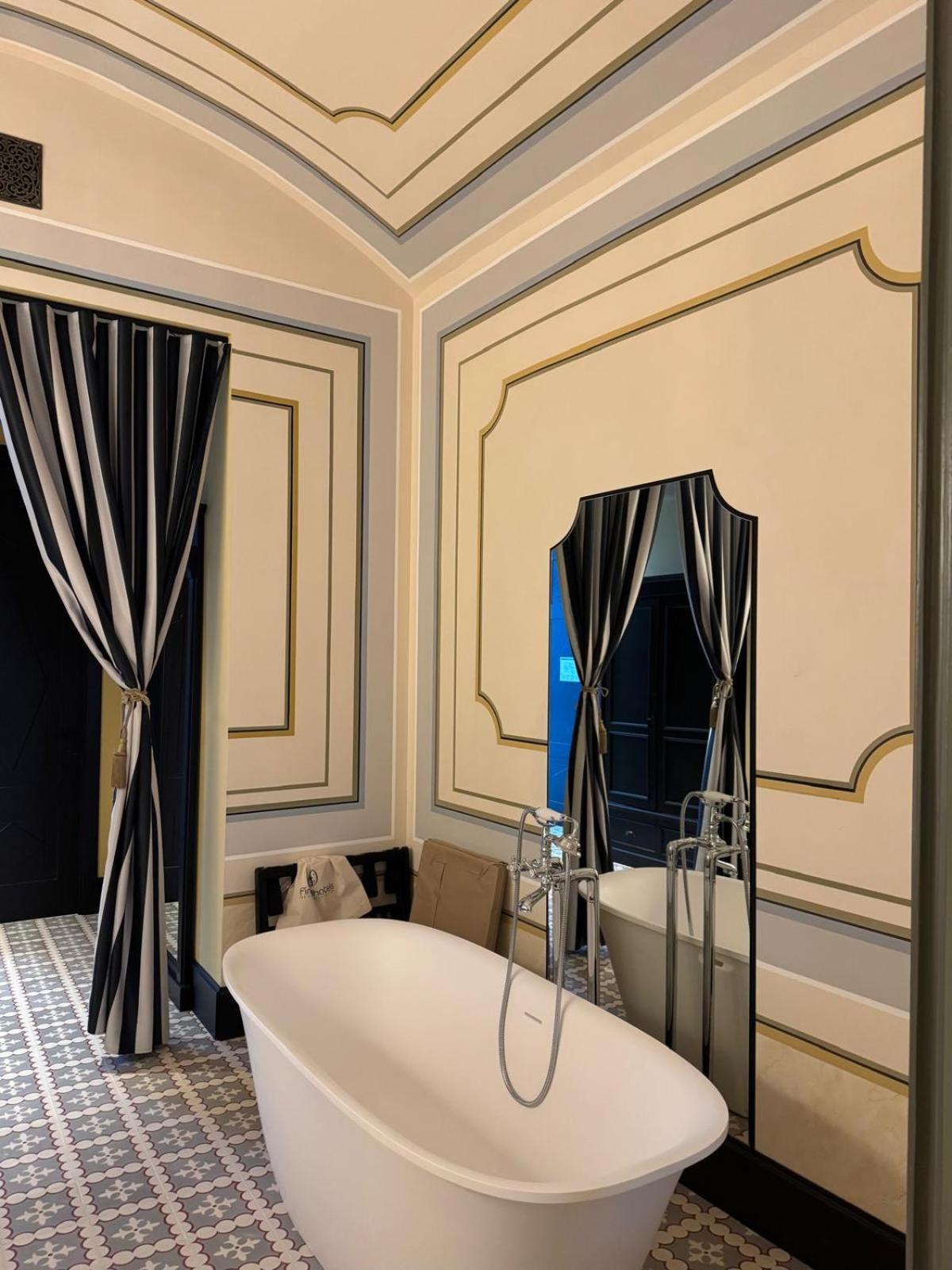 Hotel Divino & Apartments 피게레스 외부 사진
