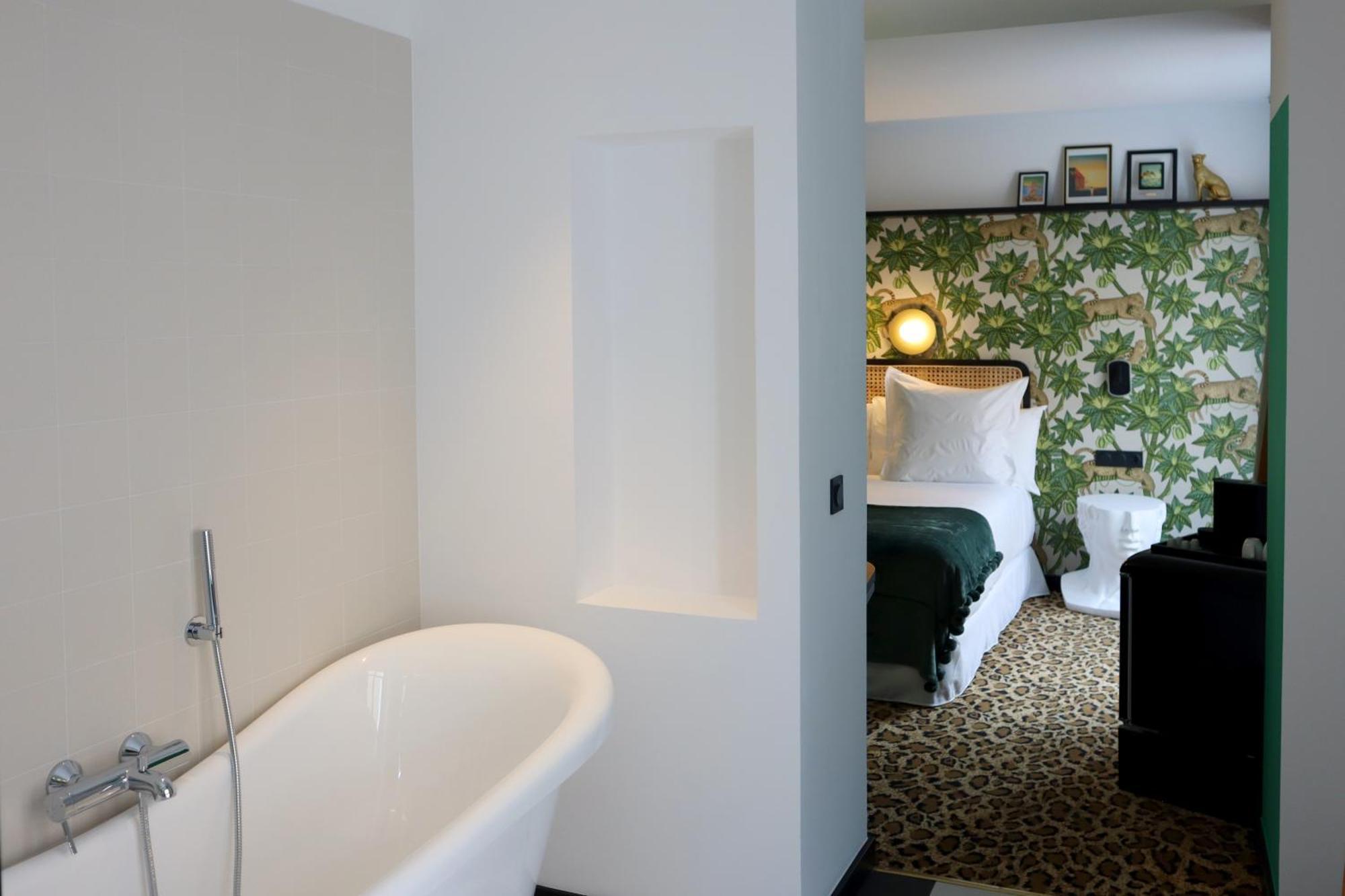 Hotel Divino & Apartments 피게레스 외부 사진