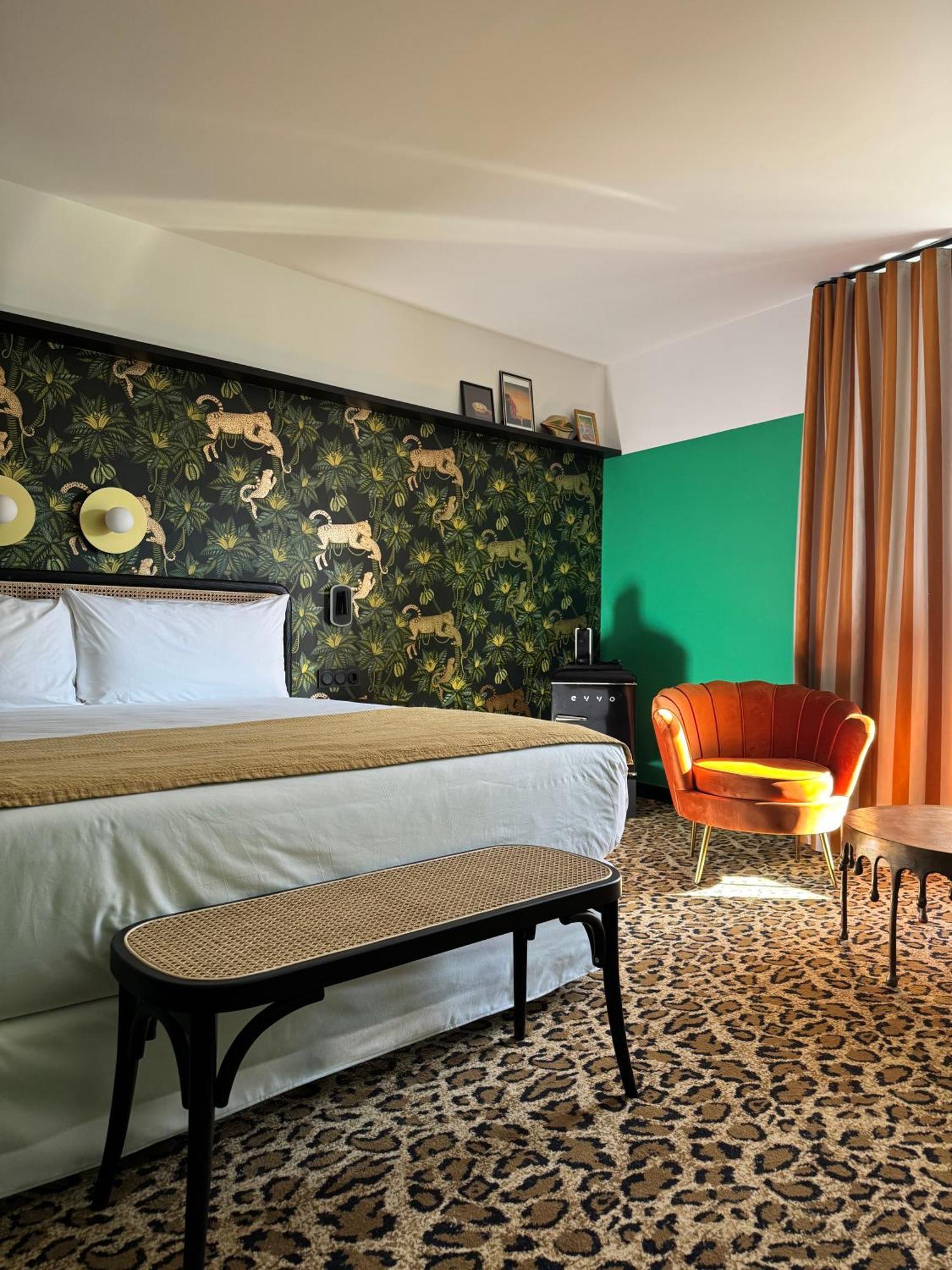 Hotel Divino & Apartments 피게레스 외부 사진